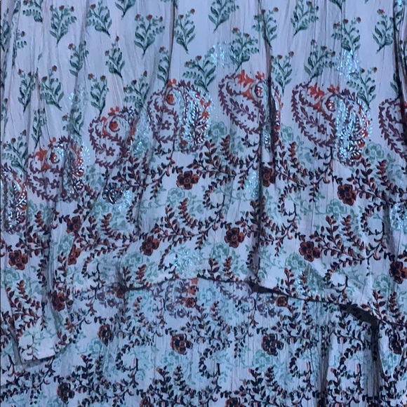 Cute blouse - Picture 2 of 3